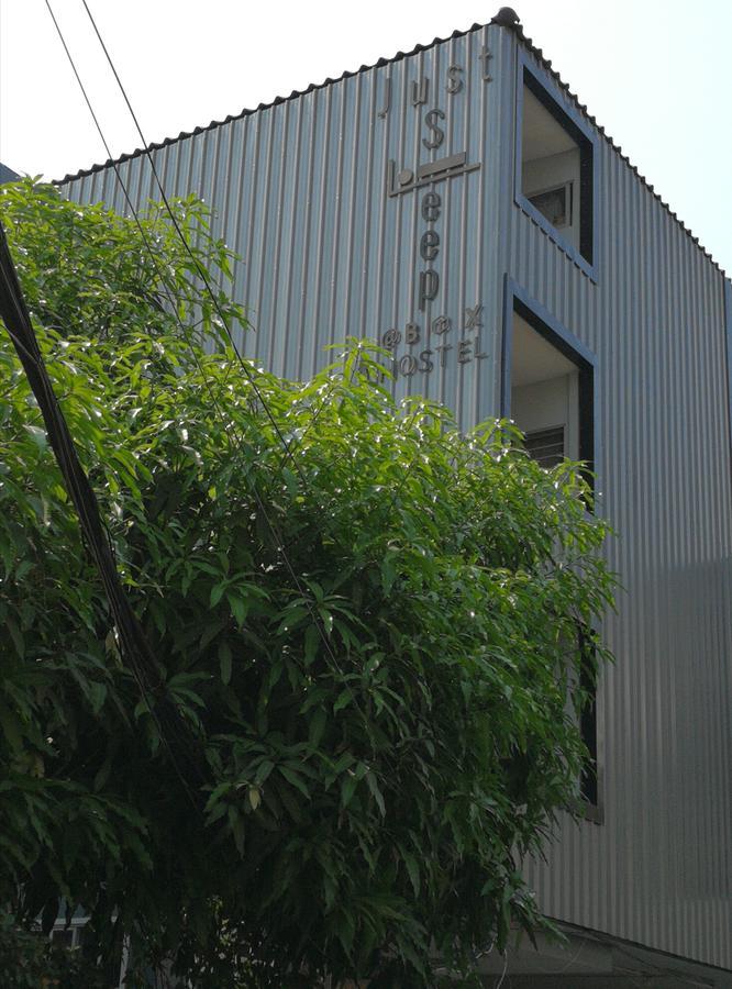 Just Sleep @Box Hostel Τσιάνγκ Μάι Εξωτερικό φωτογραφία