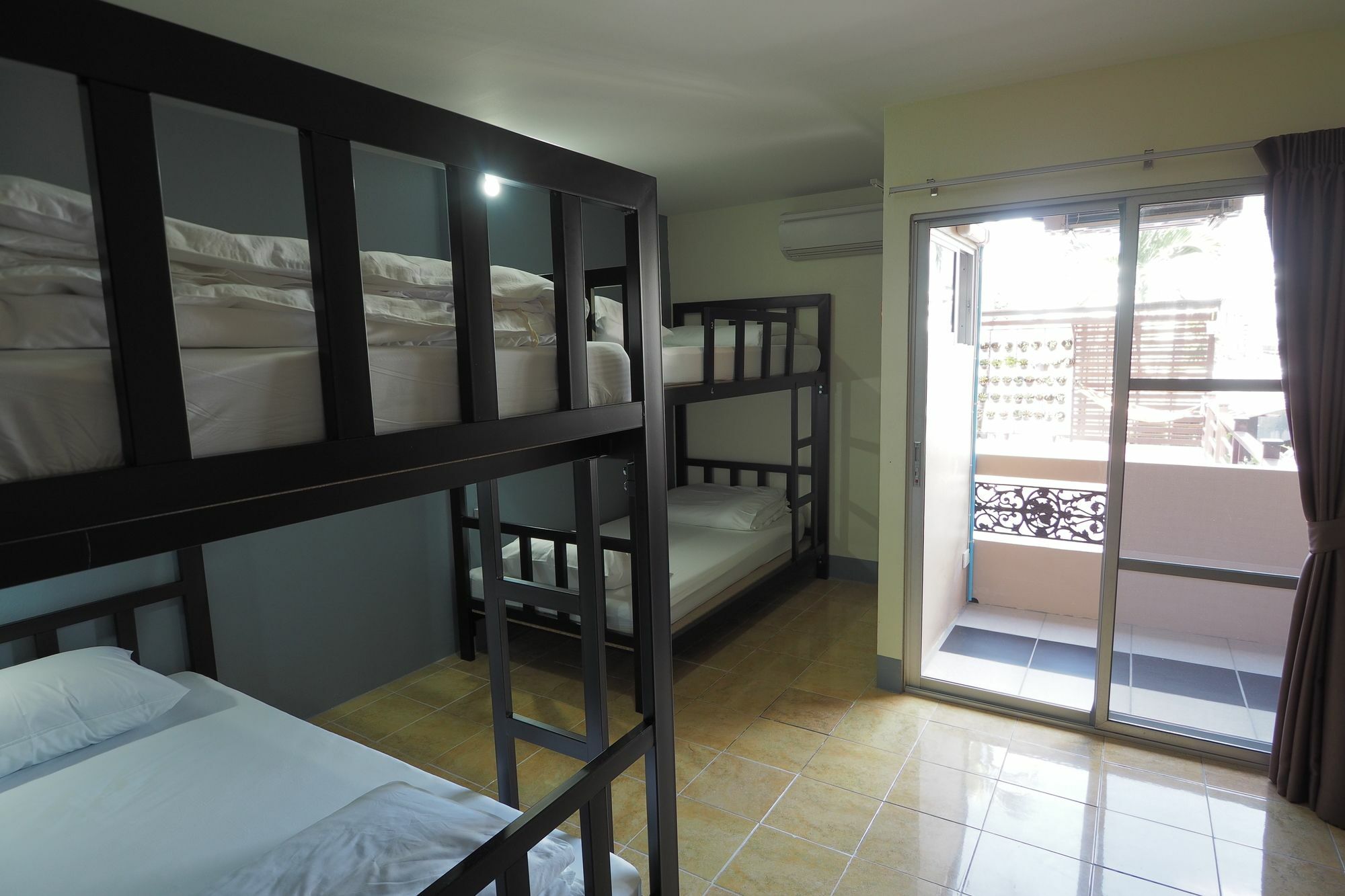 Just Sleep @Box Hostel Τσιάνγκ Μάι Εξωτερικό φωτογραφία